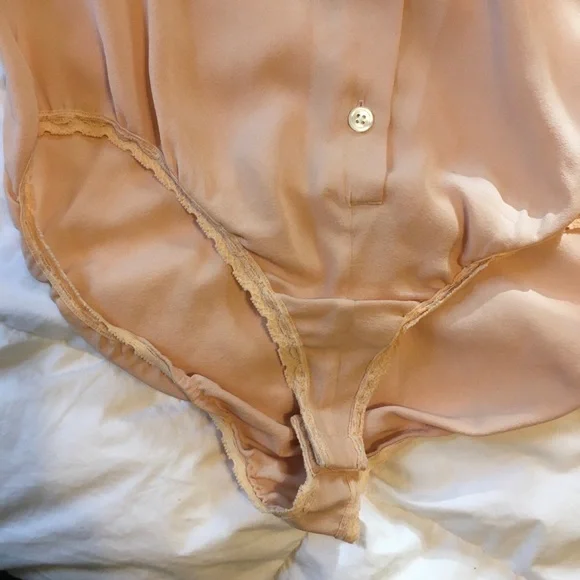 90s DKNY silk bodysuit - Picture 6 of 7